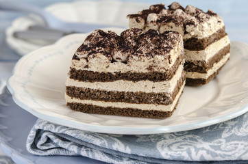 Tiramisu cake