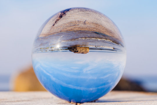 Reflecting Sphere