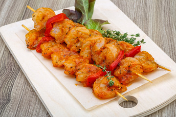 Raw prawn skewer