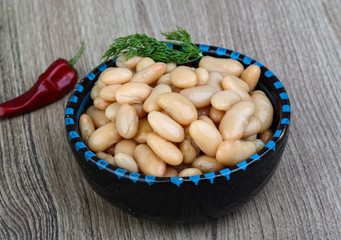 Canned white beans