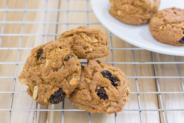 Delicious raisin cookies Baked from the oven with the new feed.