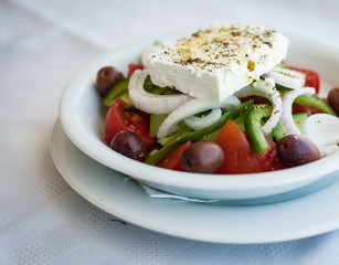Vegetable salad with cheese