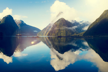 Obraz premium Milford Sound Fiordland New Zealand Rural Nature Concept