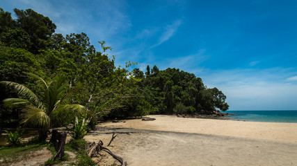 Small Sandy Beach im Lam Ru Nationalpark Khao Lak, Thailand