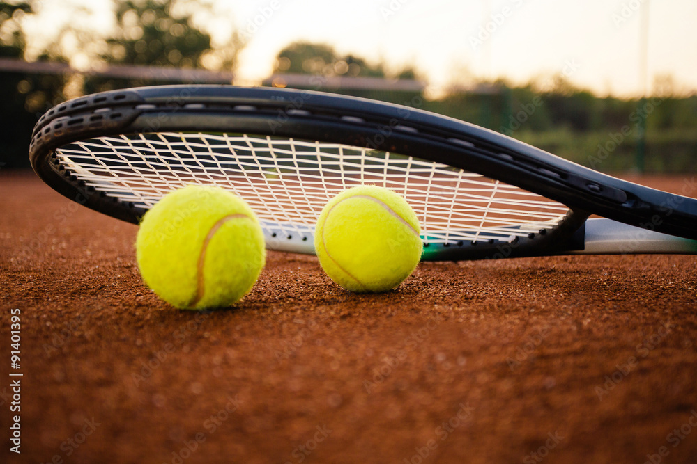 Wall mural Tennis racket with balls