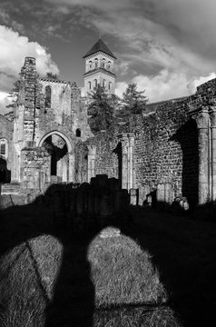 ruine abbaye trappiste piierre église