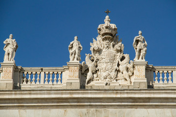 Fototapeta na wymiar El Palacio Real, Madrid