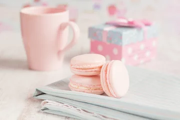 Keuken spatwand met foto Romantic pink macarons © torriphoto