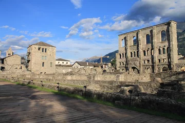 Papier Peint photo Rudnes Ruins of Roman theater in Aosta, Italy