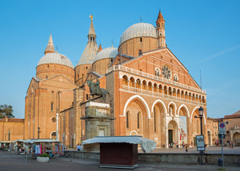 Fototapeta na wymiar Padua - Basilica del Santo or Basilica of Saint Anthony of Padua