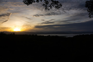 Obraz premium sunrise at the mountain