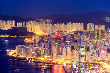 Fototapeta na wymiar Hong Kong business at night.