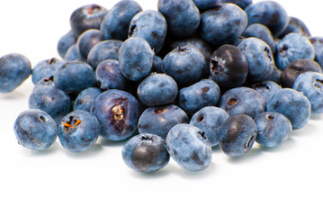 bunch of beautiful blueberries