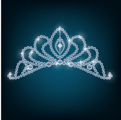 Crown with concepts from diamonds
