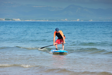 SURF SUR DES PETITES VAGUES