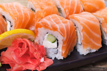 Salmon sushi rolls