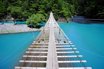 夏の寸又峡　夢の吊り橋