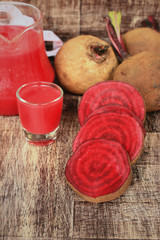fresh beetroot and juice