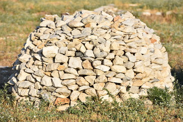 eski taş kalıntısı