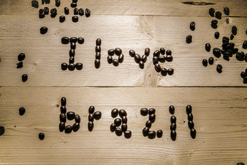 Scritta I love brazil con chicchi di caffè