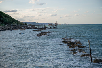 Costa dei trabocchi al tramonto