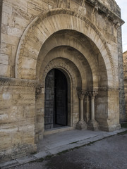 Fototapeta na wymiar Romanesque porch full
