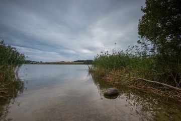 Obraz premium Beautiful lake landscape with nice light