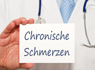 Chronische Schmerzen - Arzt mit Schild