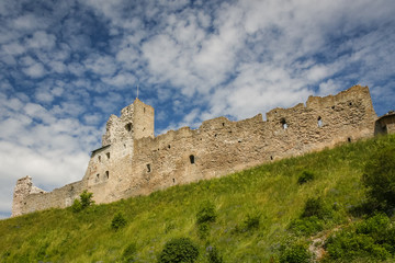 Fototapeta na wymiar Ruins of medieval castle of Rakvere, Estonia