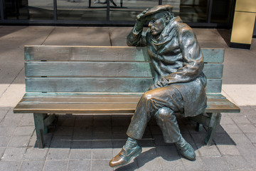 Glenn Gould statue Toronto Canada