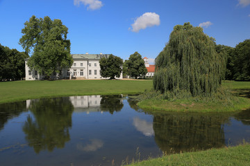 Fototapeta na wymiar Schlosspark Neuhardenberg
