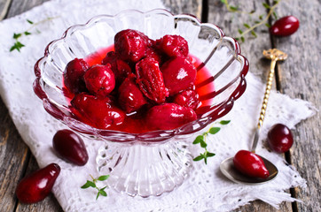 Confiture made of dogwood