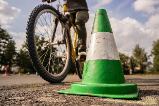 Fototapeta Fahrrad Sicherheitstraining