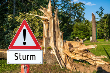 Achtung Orkan Schild