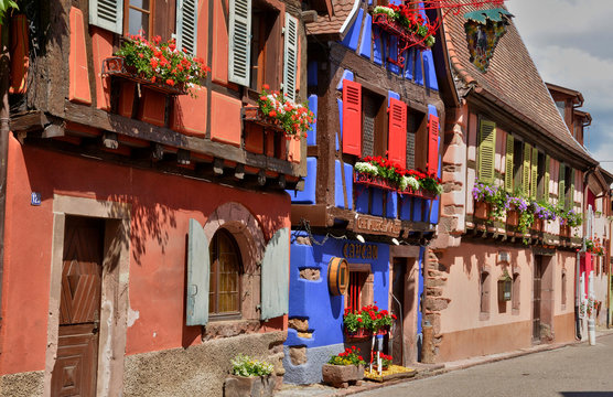 France, The Picturesque Village Of Niedermorschwirh In Haut Rhin