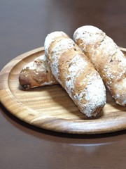 焼き上がりのパン