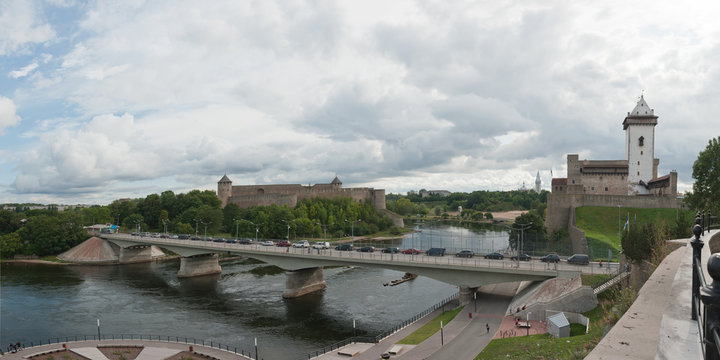 bridgeNarva2015