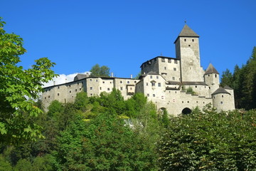 Fototapeta na wymiar Burg Taufers