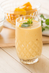 mango smoothie