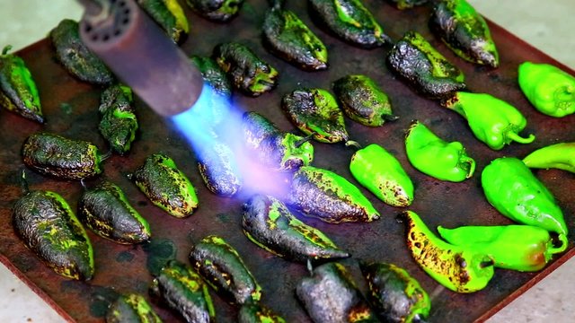 Roasting pepper with burner