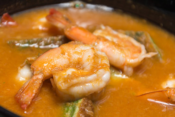 Spicy and Soup Curry with Shrimp