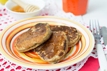 Pancake with pears, from whole wheat and rye flour.