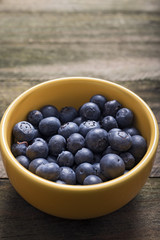 bowl of blueberries