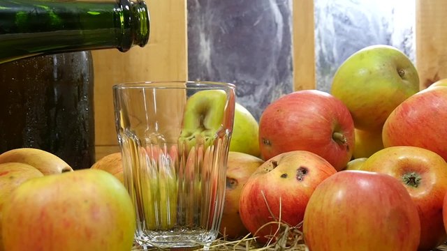 fill a glass of  Normand cider 
