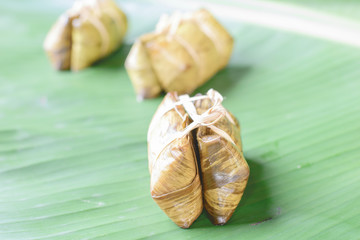  rice steamed in green banana leaf