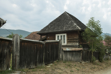 Fototapeta na wymiar Case rurali nella regione del Maramures, Romania