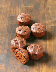 Mini chocolate cakes