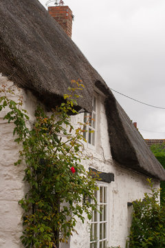 Traditional cottage stone house in the Midlands, United Kingdom