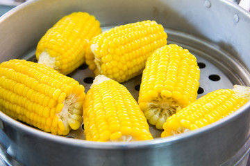 Streaming sweet corns