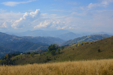 Fototapeta premium Beautiful autumn landscape in the mountains.